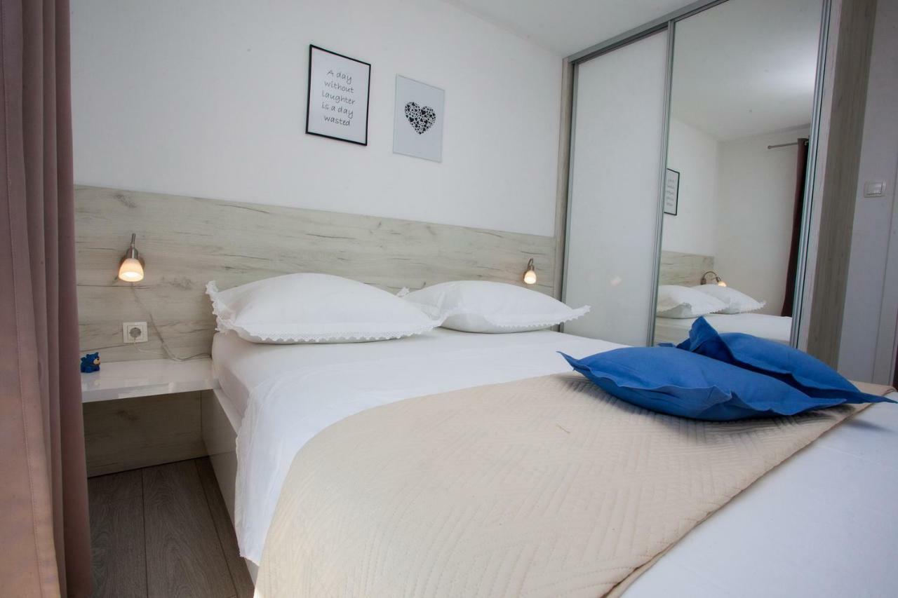 Apartment Ana Makarska Exterior photo