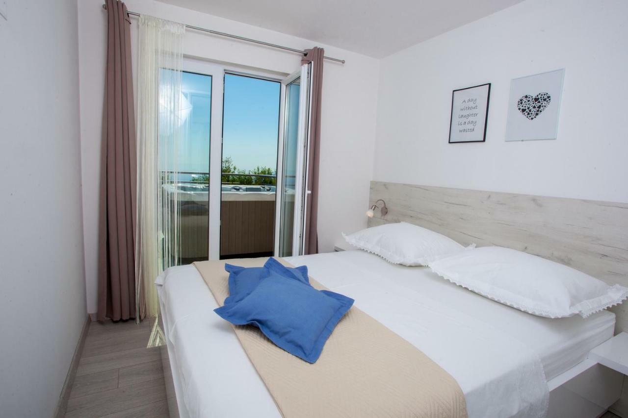 Apartment Ana Makarska Exterior photo