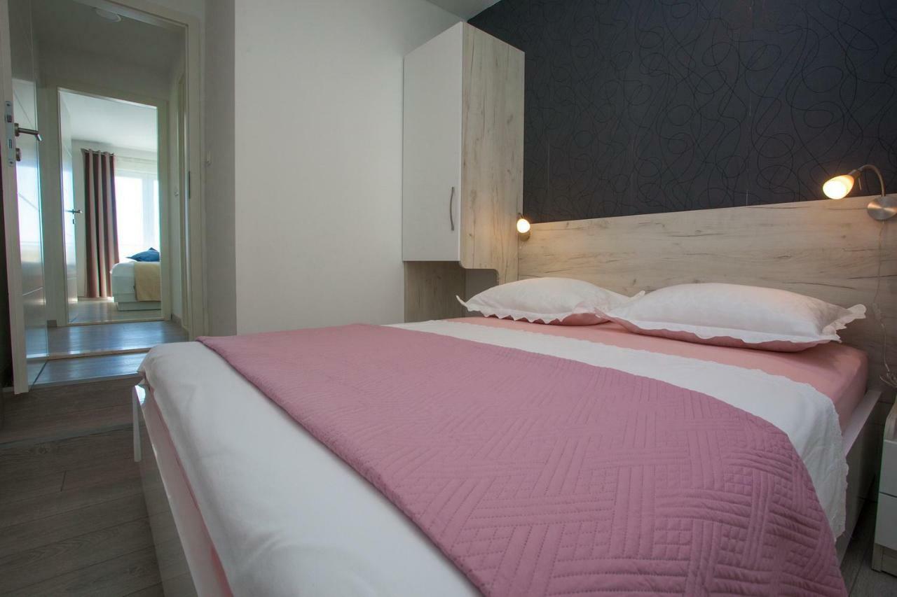 Apartment Ana Makarska Exterior photo
